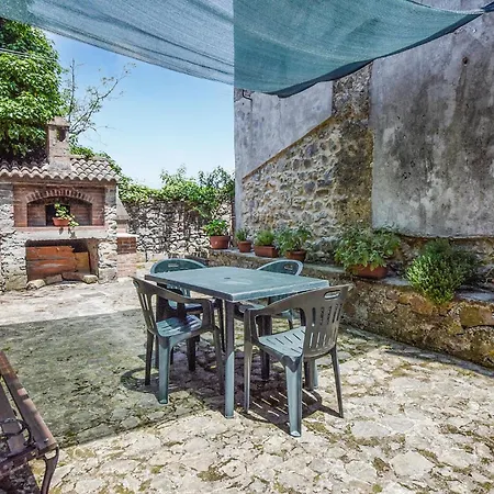2 Bedroom Cozy In Roccagloriosa